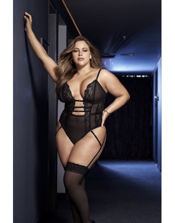 body string, grande taille, en dentelle de chez votre de lingerie sexy de la collection mapalé.